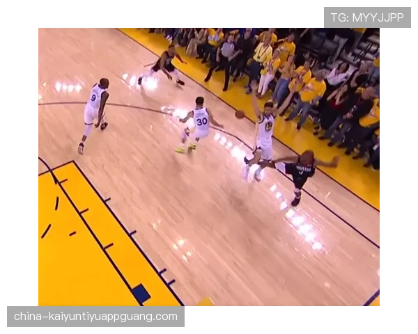 战术犯规的判罚标准与裁判执行细节解析