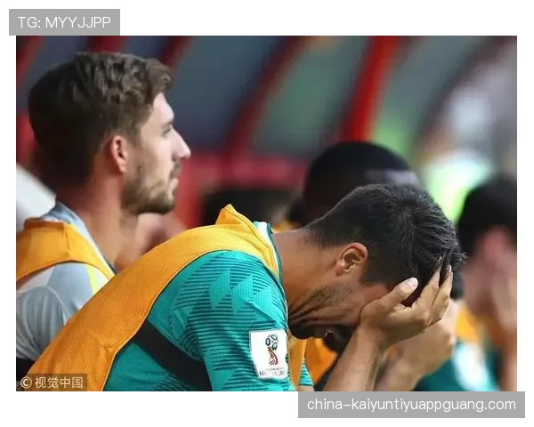 有利原则在足球判罚中如何平衡公正与比赛流畅？