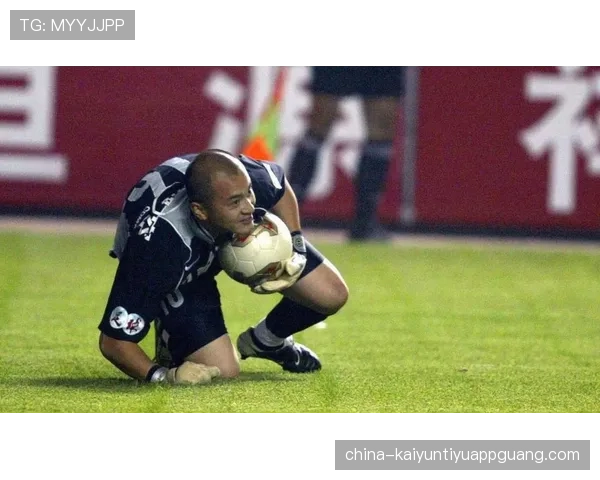 点球判罚争议到底靠什么标准判定？裁判和VAR如何统一尺度？