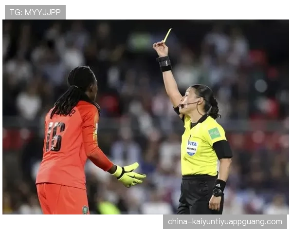 门将提前移动判罚规则到底有多严格？裁判如何精准识别有效判罚